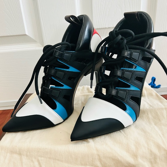 Authentic Louis Vuitton Streamline booties. In excellent Condition 37.5 - Picture 8 of 10